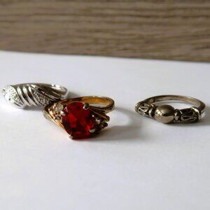 Men's Costume Jewelry Rings Set of Three Mixed Sizes Gold and Silver Tone